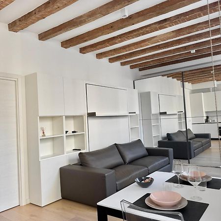 Gold'S House Apartman Trieszt Kültér fotó
