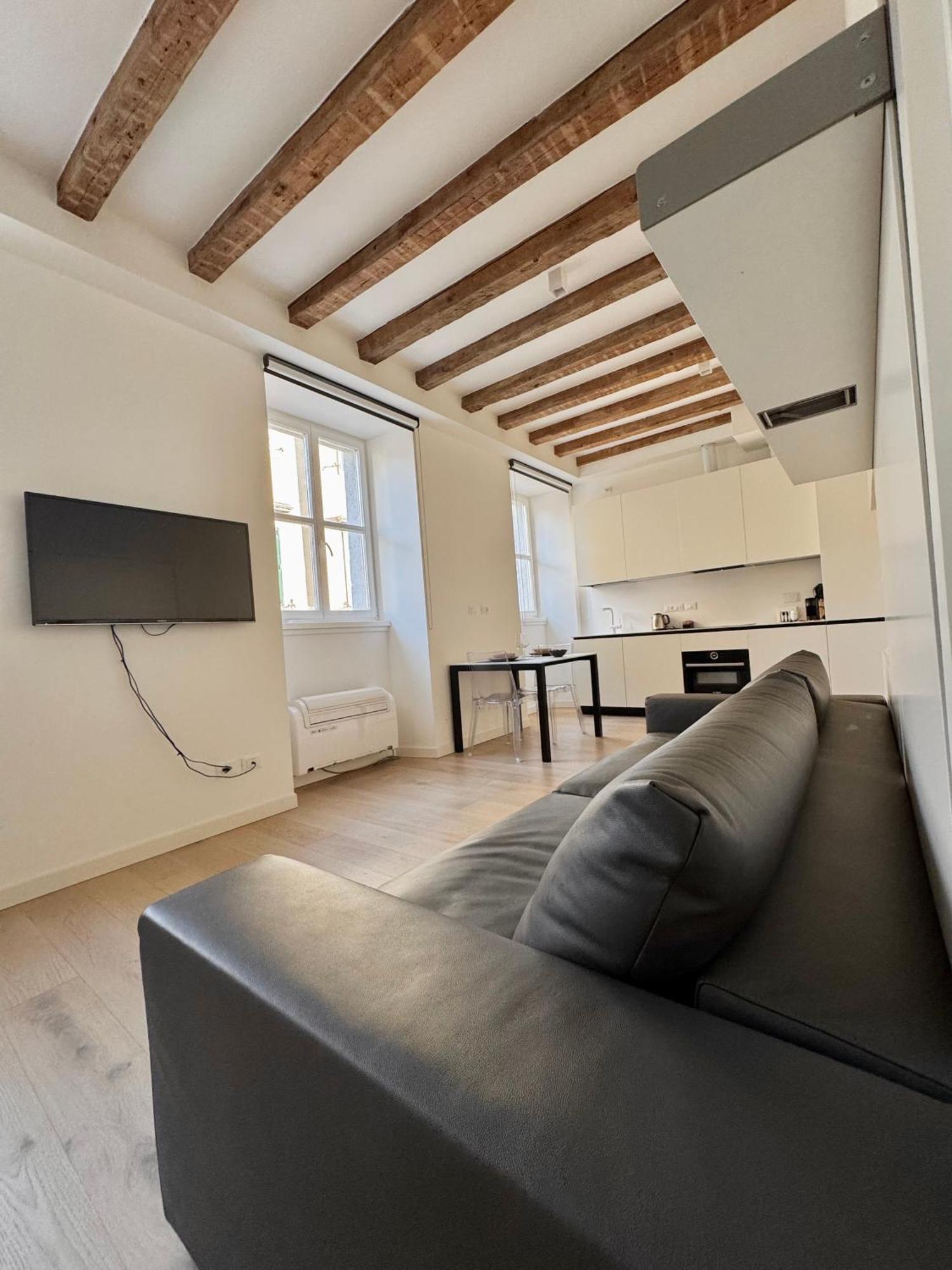 Gold'S House Apartman Trieszt Kültér fotó