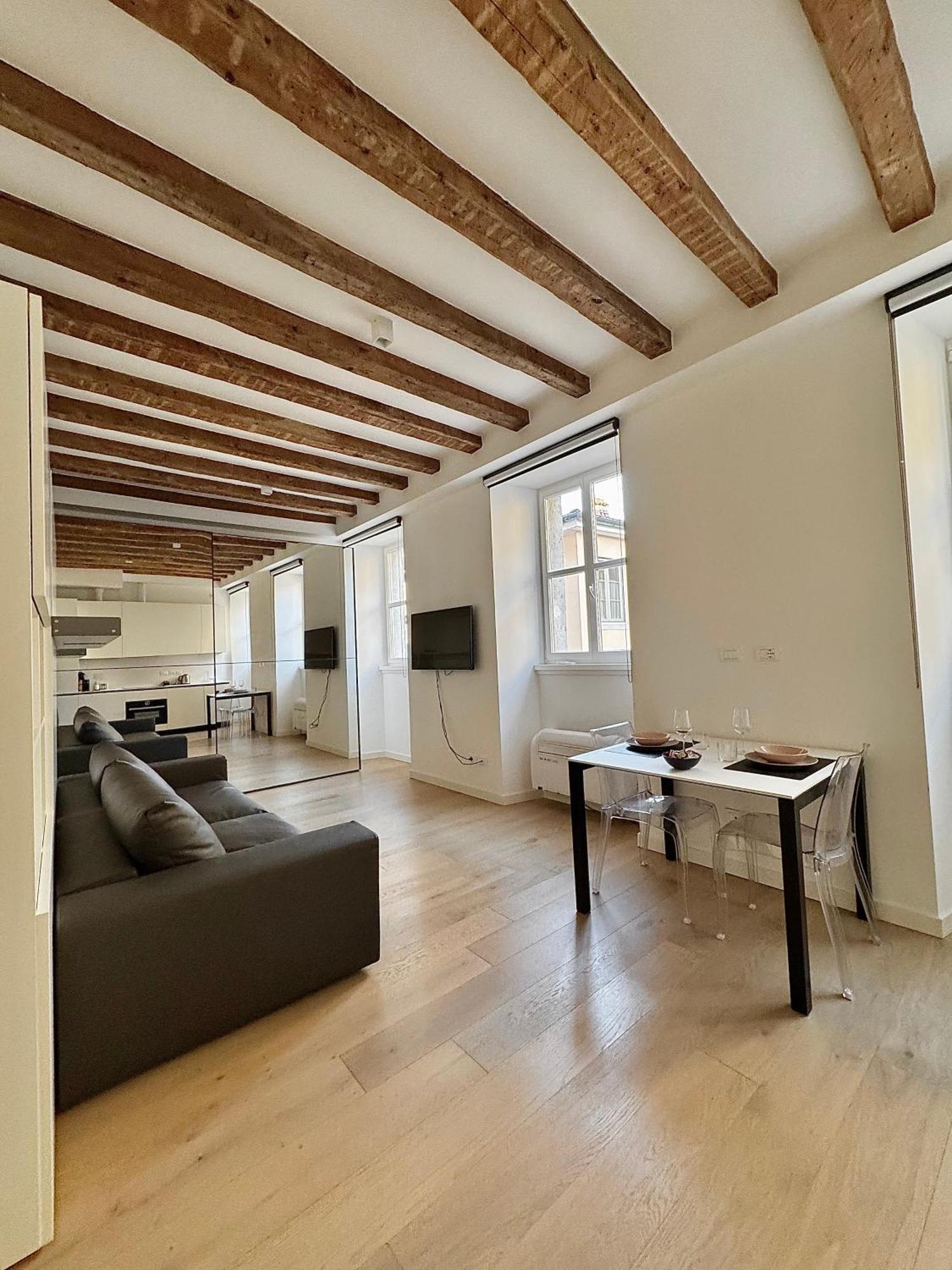 Gold'S House Apartman Trieszt Kültér fotó